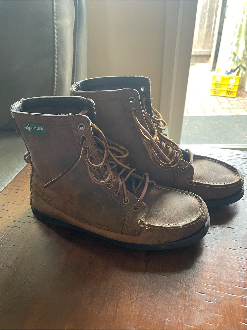 Eastland Men's Tan/Brown Leather Chukka Moc-Toe Lace-Up Boots